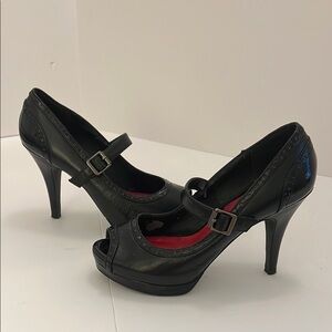 Moda Black Maryjane Peep-Toe Heels with Buckle Size 8